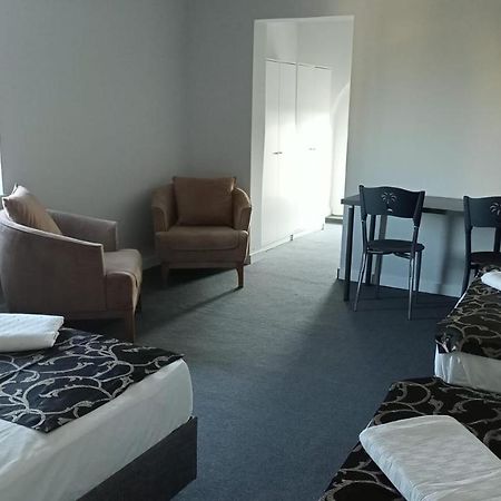 Red Flag Hotel Aksu  Екстер'єр фото