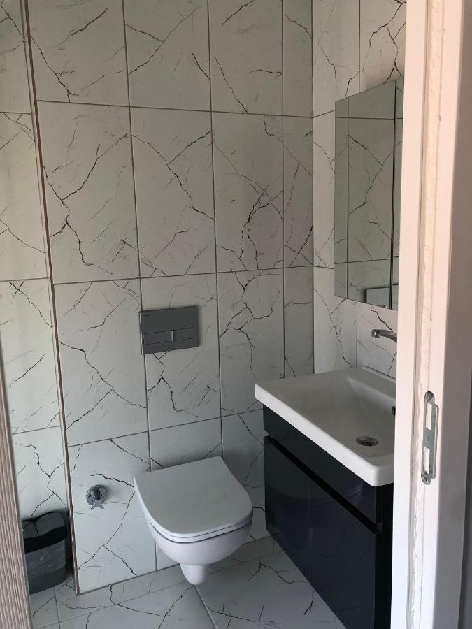 Red Flag Hotel Aksu  Екстер'єр фото