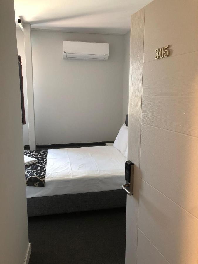 Red Flag Hotel Aksu  Екстер'єр фото