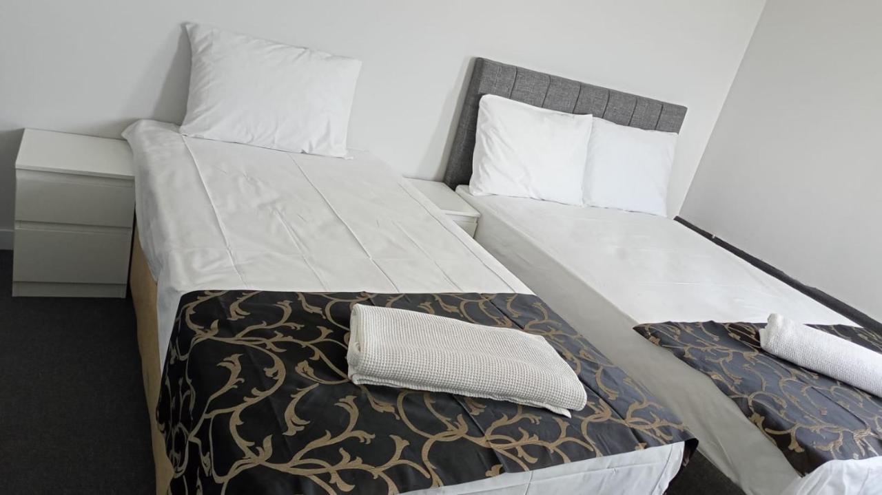 Red Flag Hotel Aksu  Екстер'єр фото